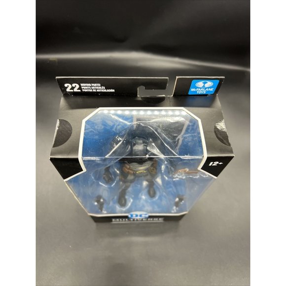 DC Multiverse Batman Designed by Todd McFarlane Variant 7” figure - Picture 9 of 14